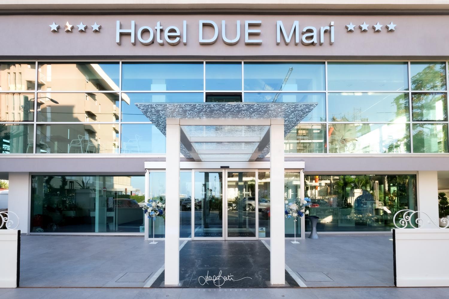 Hotel Due Mari & Spa リミニ エクステリア 写真